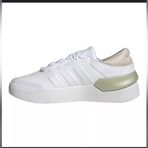 NWT 
ADIDAS
Court Funk Women's Shoes